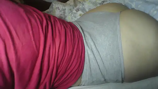 Alma_Evelynne webcam