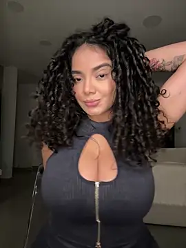 Curlyierr webcam