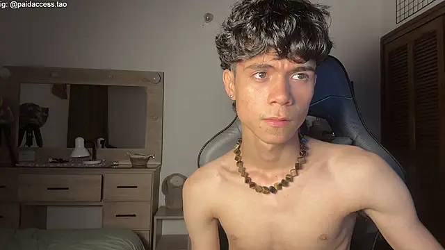 OopsAgain_ webcam