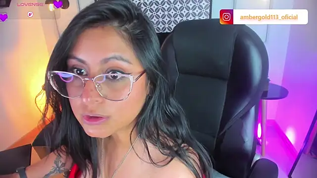 Amber_gold_ webcam