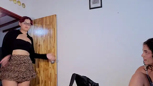 Nikki__uwu webcam