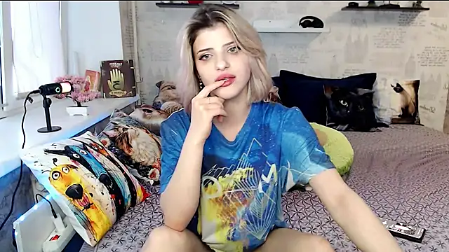 AleksandraJames webcam