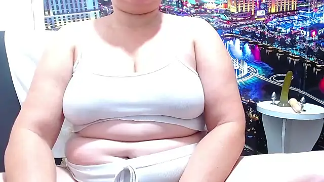 tila_nastyy - Tila_nastyy's free webcam - UK Sex Cams
