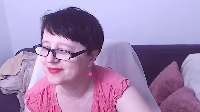 ChristaRose live cam on StripChat
