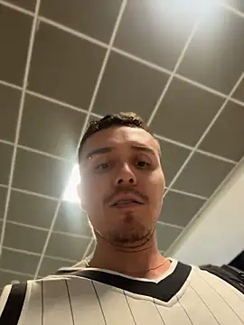 adam-rivera webcam