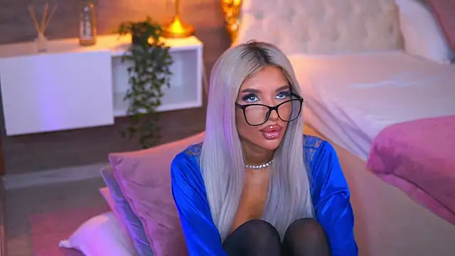Juicy_Jessye webcam