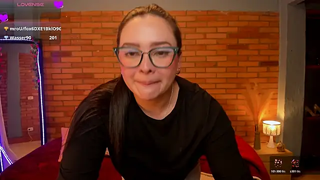 amaia_monet webcam