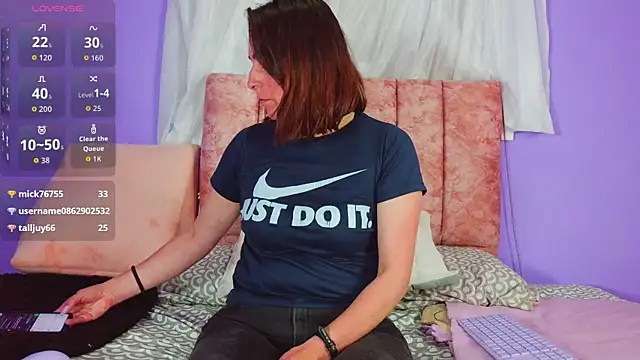 Ava_Raye webcam