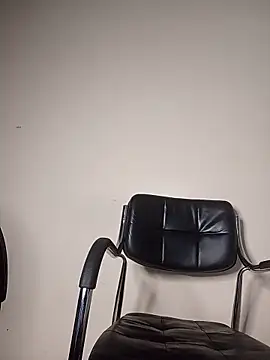 your_sweetpoison01 (F young) - lets have fun daddy