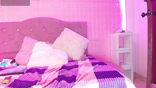 Cristy_Brownn webcam