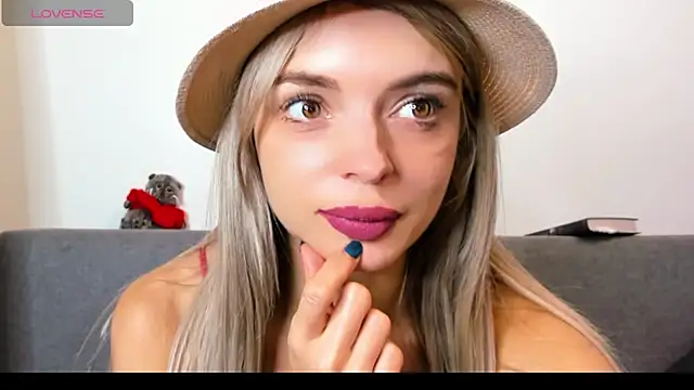 _ellen_meow_ webcam