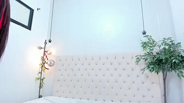 Victoria_Coleman webcam