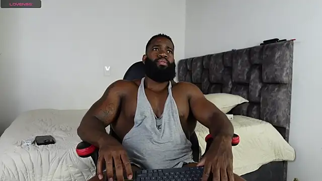 james_musclebbc webcam