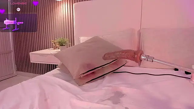 annie_clarkson webcam