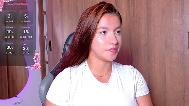 Victoria_Rous webcam