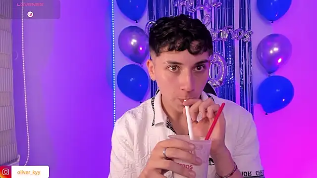 OLIVER_K webcam