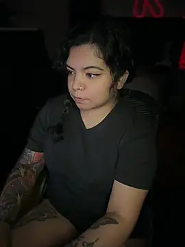 kimmiakiss22 webcam