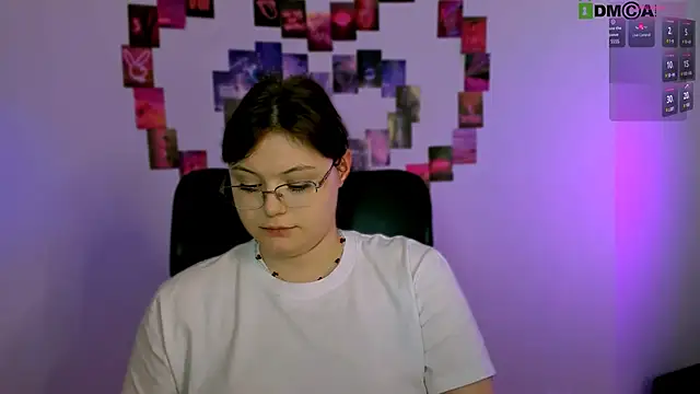 gloria_bubble webcam