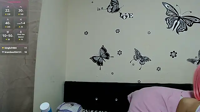 liz7skinny live cam on StripChat