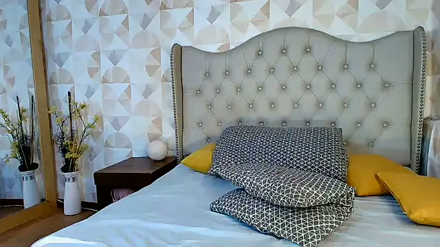 Sofia_Blosom webcam