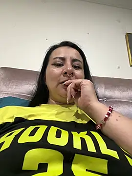 Abril_Luv webcam