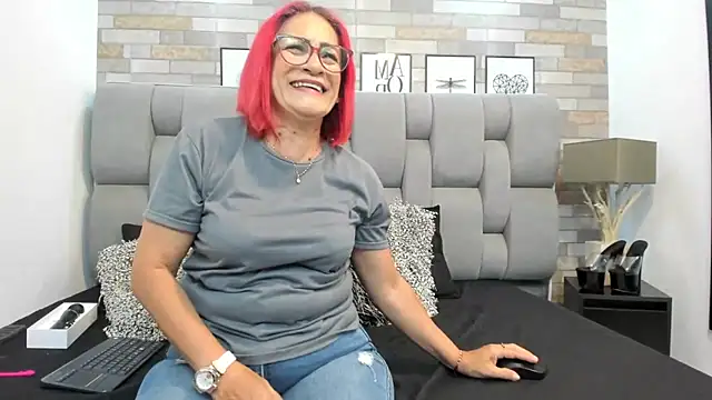 KariinaTaylor webcam
