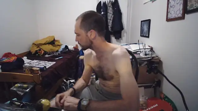 JohnnyMoves webcam