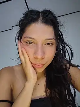 MelanyMo_on webcam