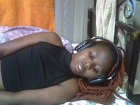 hot_petrah webcam