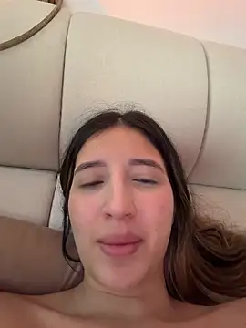 Taylor_Miah webcam