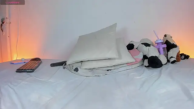 Milee_baby01 webcam