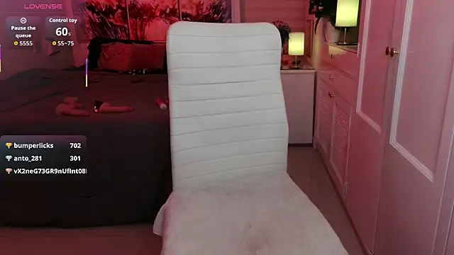 loving_mia webcam