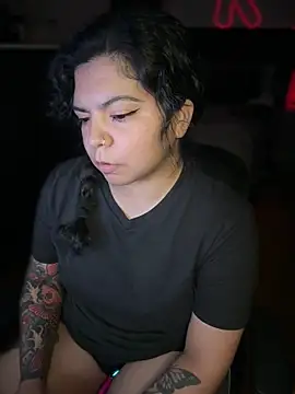 kimmiakiss22 webcam