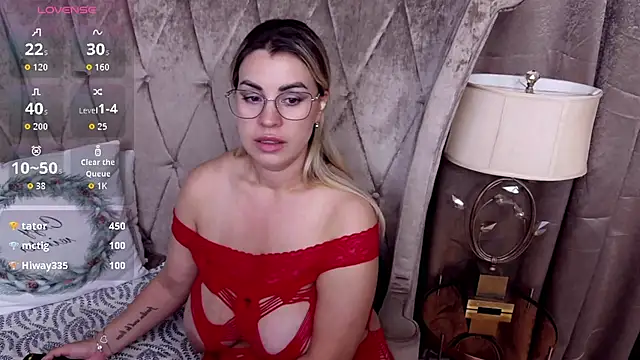 BustyGizelle webcam