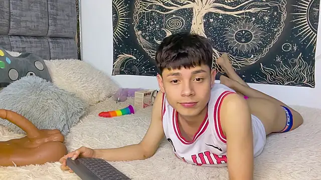 Bldavioro45 - Male webcam sex chat