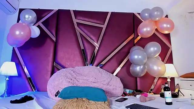 selenabloom (F young) - spank my big ass for you 🍑