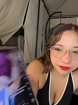 AliciaWhite_nt