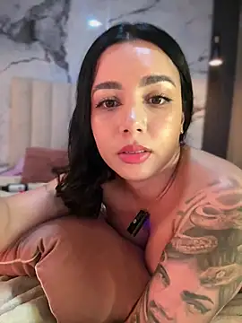 KyleXBrown live cam on StripChat