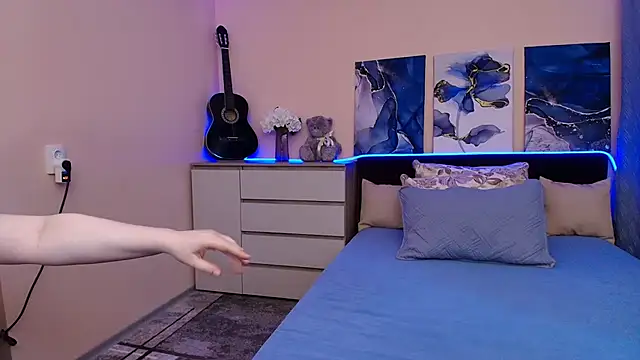 BlondPearl webcam