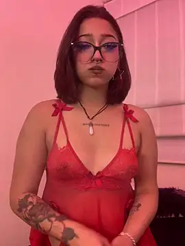 LilithMonette webcam