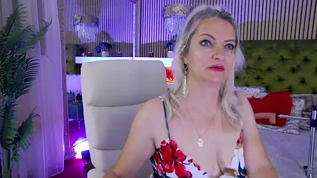 ladytouch - LadyTouch's free webcam