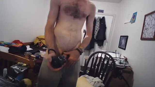 JohnnyMoves webcam