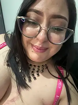 MileyGia webcam