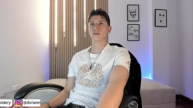Dorianmistery2322_ webcam