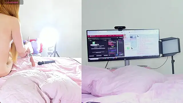 Agathasthonx live cam on StripChat