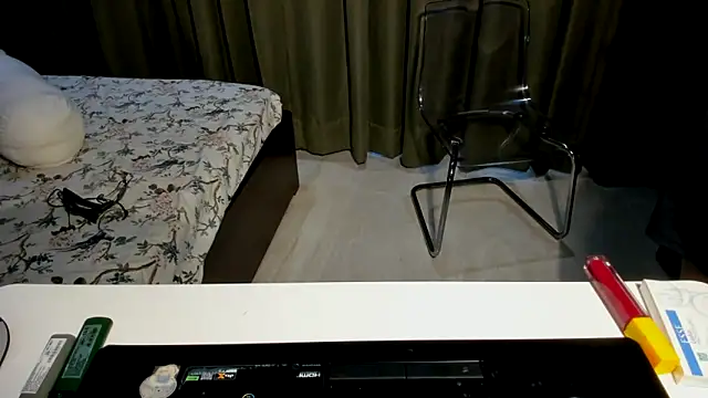 Bad_Girl_Kayra69 webcam