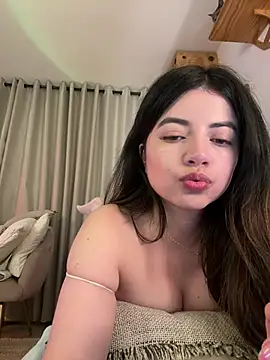 missani Live Webcam on Stripchat