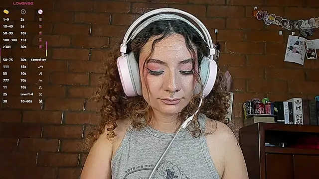 Annycolin_