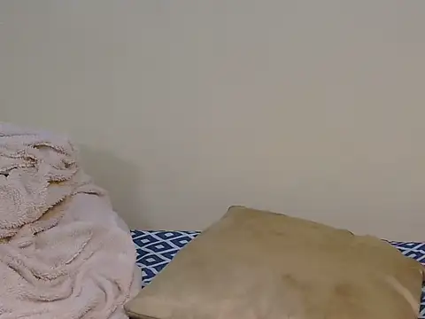 pookie_smiles webcam