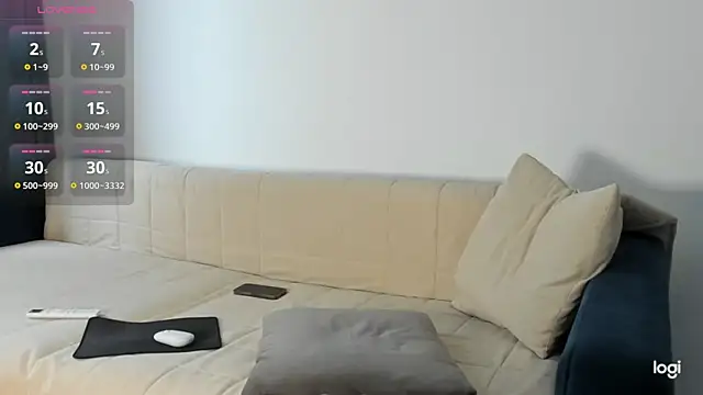 AmelinaLove live sex cam